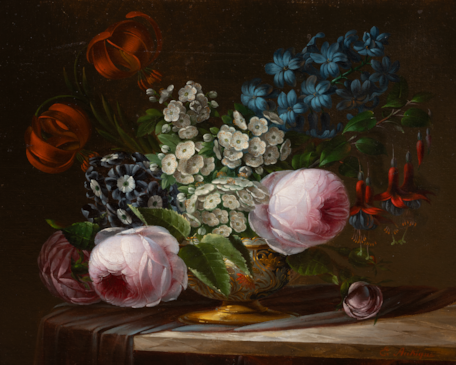 Bouquet de fleurs sur un entablement